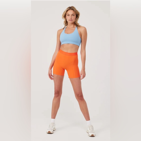 NWT Outdoor Voices Orange SuperForm 5” Short - Picture 4 of 5